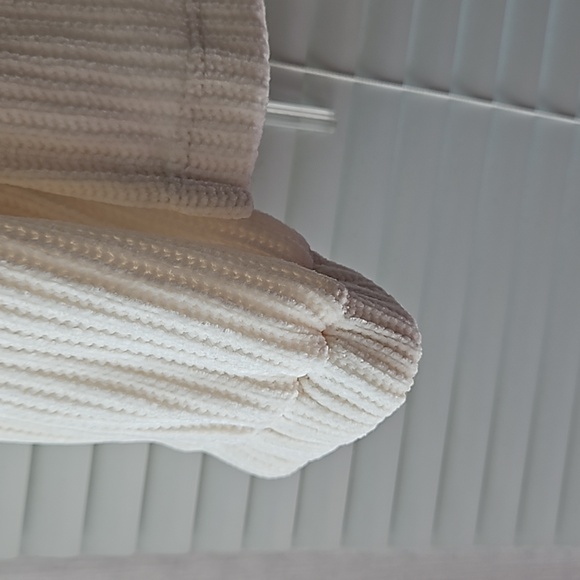 Old Navy NEW high low sweater - Picture 3 of 6